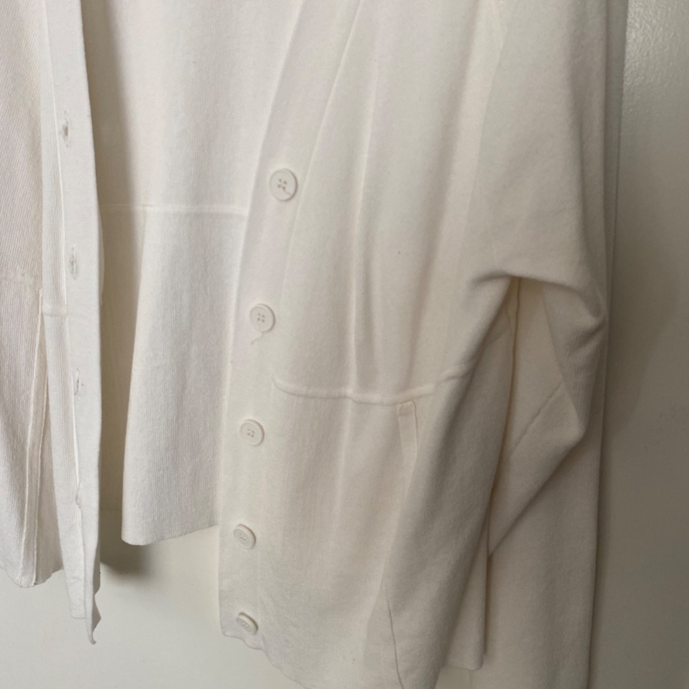 Cardigan - Picture 2 of 2